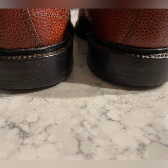 Allen Edmonds unique brogues MacNeils sz 11 A longwing barely worn US made SALE! - Picture 3 of 16
